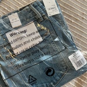 NWT Good American Good Boy Twisted Slit jeans- size 14